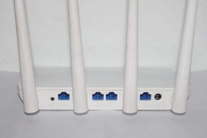 TENDA F6 300MBPS 4 ANTENNA ROUTER 4 PORT WIFI-N WIRELESS - Image 3