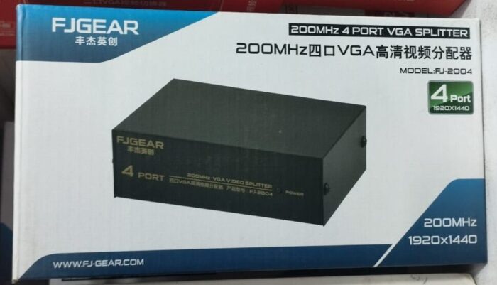 4-Port VGA Splitter – 1 PC to 4 Monitors Display Adapter with High-Resolution Support - Image 2
